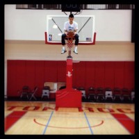 林書豪(Jeremy Lin)：深夜籃球是一種治療法